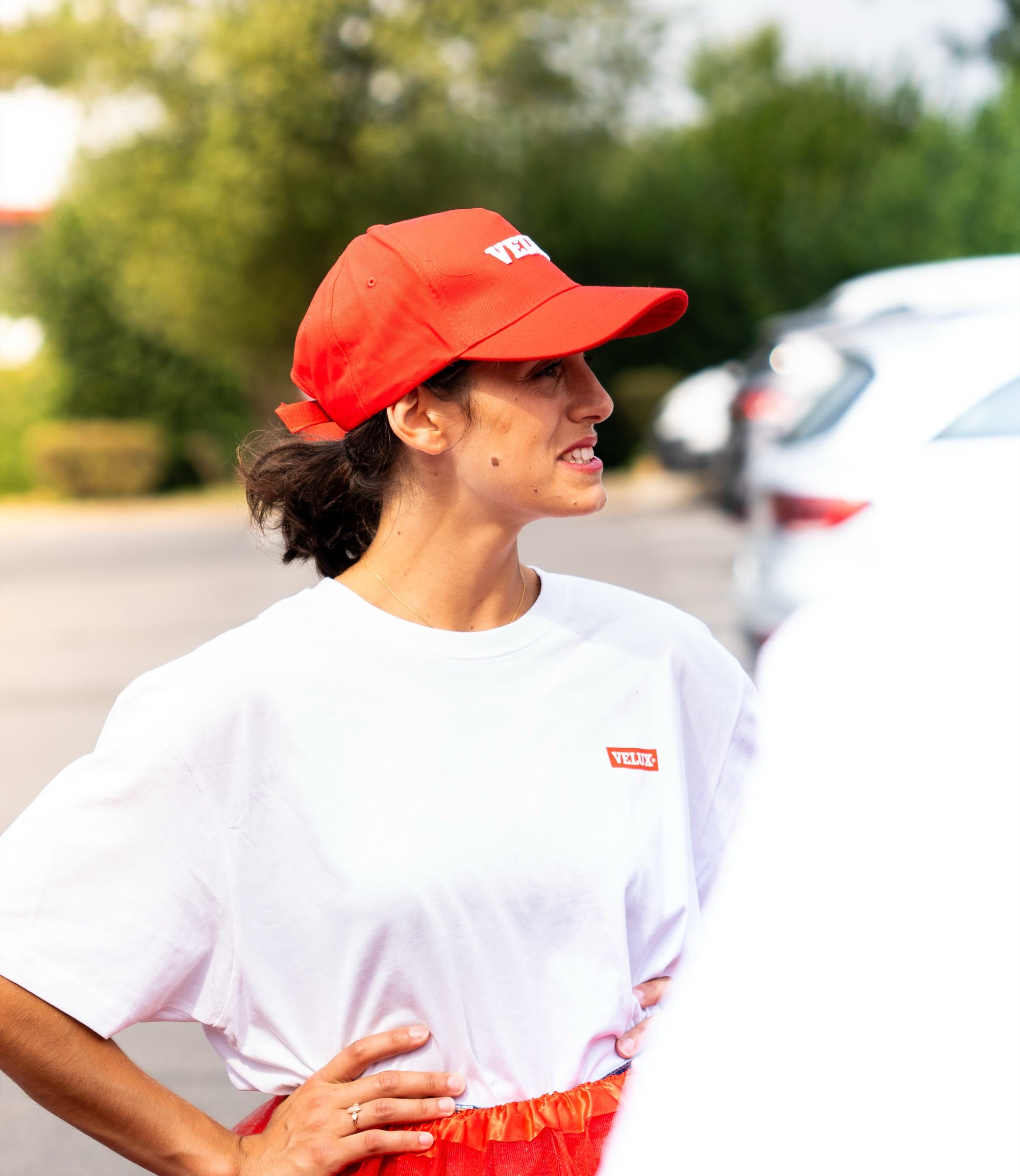 Portrait d’une ambassadrice en casquette Velux