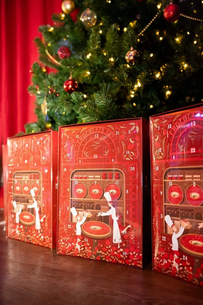 Photographies d'entreprise pour la célébration de Noël 2024 chez Aircall à Paris.